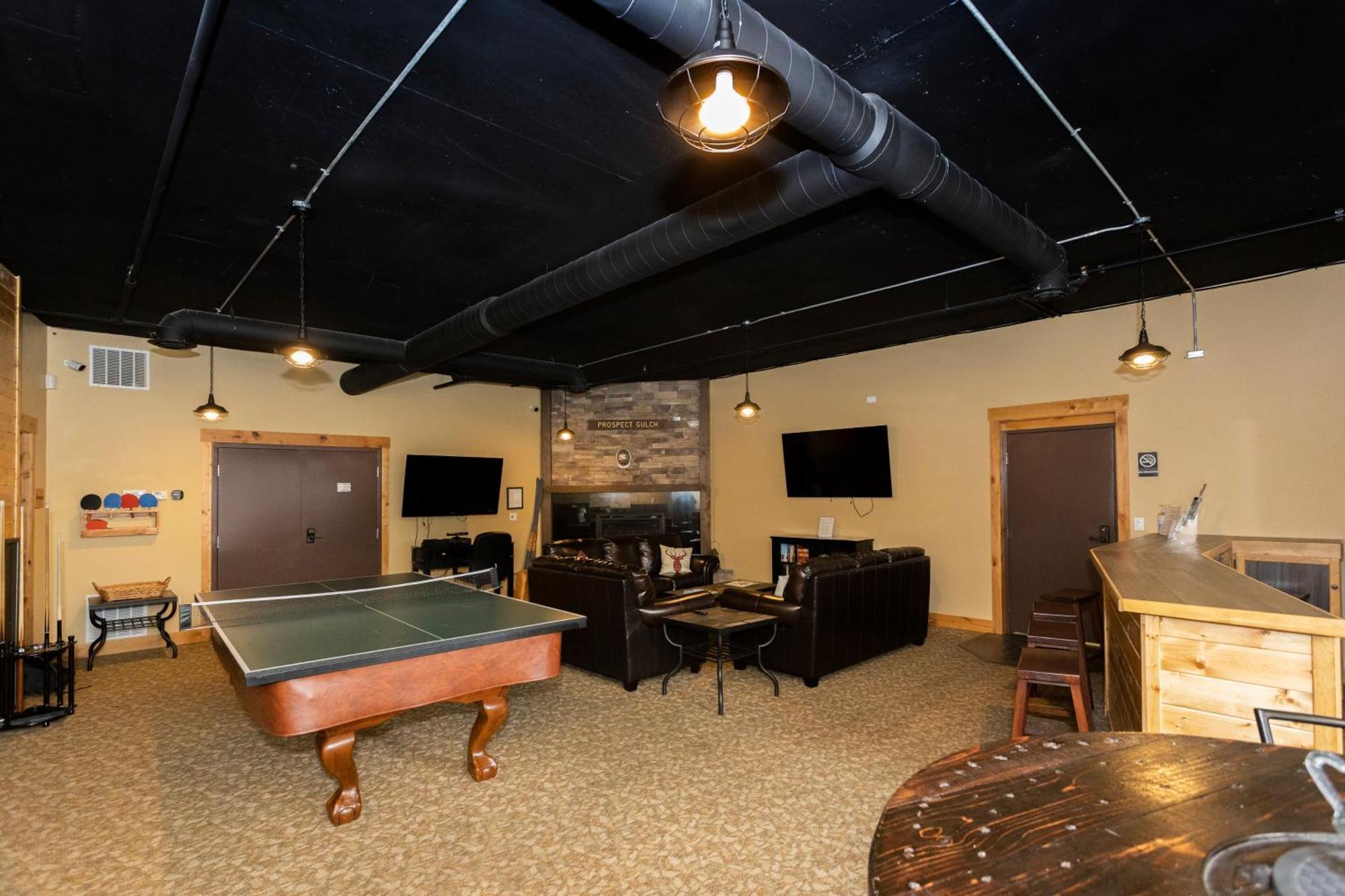 Penthouse Studio W Mtn Sunrise Views & Near Silver Mtn เคลล็อก ภายนอก รูปภาพ